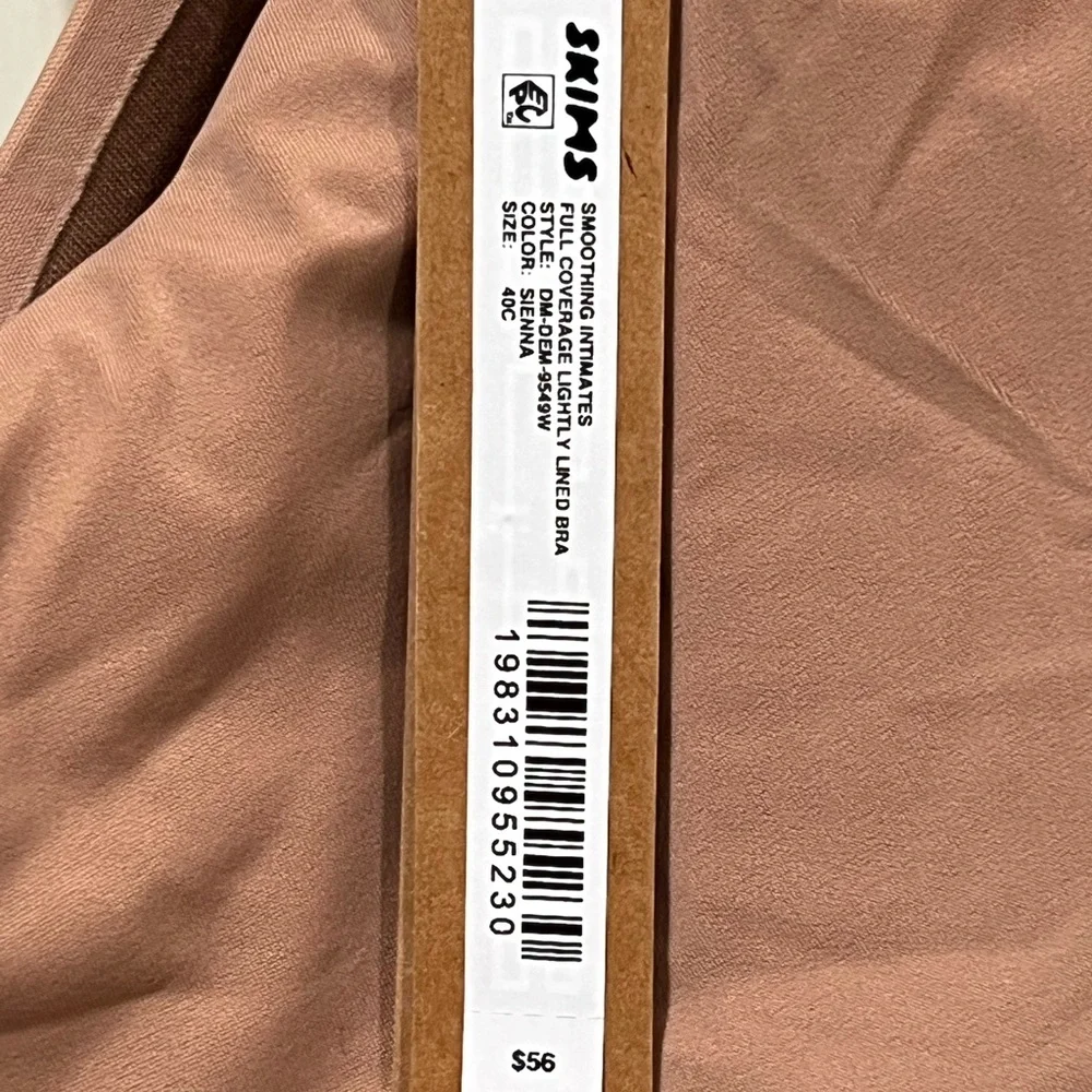 SKIMS Smoothing Intimates Bra 40C NWT - Picture 3 of 3